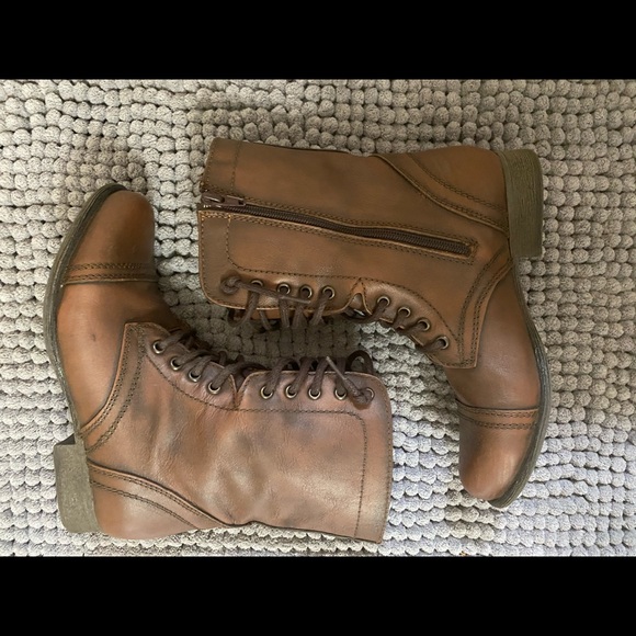 Troopa Brown Leather Combat Boot - Picture 5 of 5